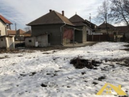 de-vanzare-casa-in-partos-10