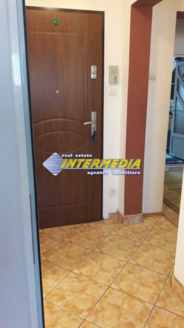 apartament-cu-4-camere-cetate-9