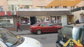 spatiu-comercial-in-cetate-1