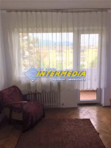 apartament-3-camere-de-vanzare-cetate-finisat-zona-closca-3