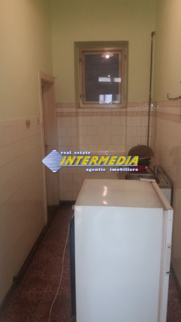 casa-cu-2-camere-de-vanzare-in-centru-7