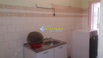 casa-cu-2-camere-de-vanzare-in-centru-6
