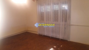 casa-cu-2-camere-de-vanzare-in-centru-8