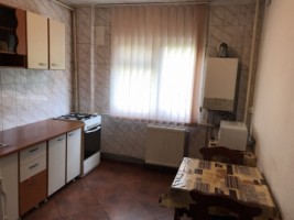 apartament-3-camere-de-inchiriat-piata-gorjului-3