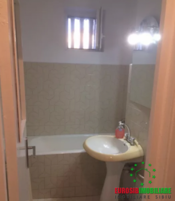 apartament-cu-3-camere-de-vanzare-in-sibiu-zona-rahovei-2