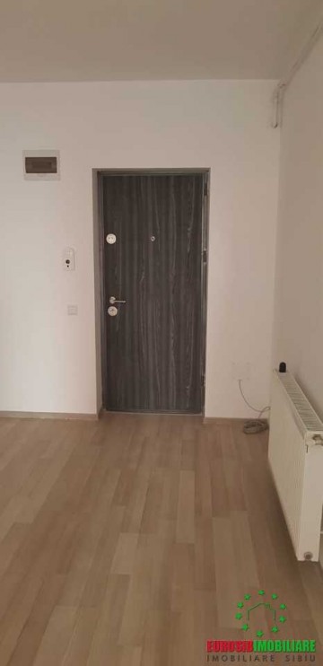 apartament-cu-2-camere-semidecomandate-de-vanzare-in-sibiu-zona-calea-cisnadiei-2