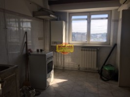 apartament-3-camere-cal-nationala-zona-util-4