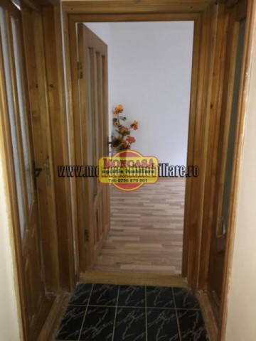 apartament-3-camere-zona-bulevard-col-tomoroveanu-4