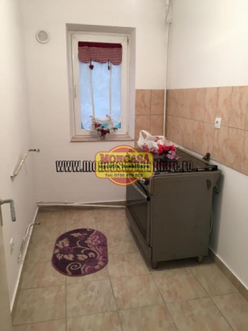 apartament-3-camere-zona-bulevard-col-tomoroveanu-5