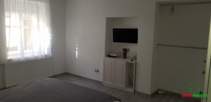 apartament-la-casa-cu-3-camere-decomnadate-de-vanzare-zona-centrala-5