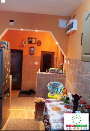 apartament-cu-2-camere-decomandate-de-vanzare-zona-lazaret-3