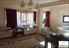 apartament-cu-3-camere-decomandate-de-vanzare-zona-strand-1