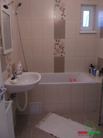 apartament-cu-2-camere-de-vanzare-zona-selimbar-8