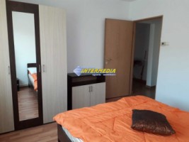 apartament-cu-3-camere-de-vanzare-et-1-8