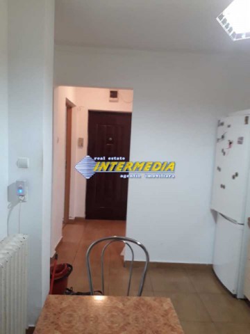 apartament-cu-3-camere-de-vanzare-et-1-11