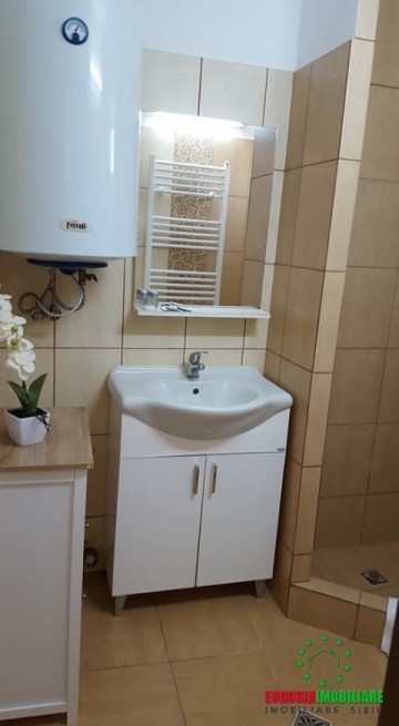 apartament-2-camere-de-inchiriat-in-sibiu-zona-calea-poplacii-5