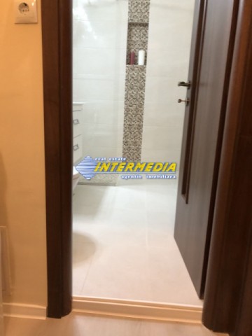 apartament-2-camere-decomandat-de-vanzare-cetate-piata-30