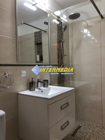 inchiriere-apartament-2-camere-decomandat-in-regim-hotelier-in-alba-iulia-zona-cetate-piata-29