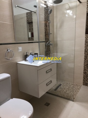 inchiriere-apartament-2-camere-decomandat-in-regim-hotelier-in-alba-iulia-zona-cetate-piata-34