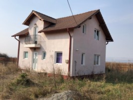 oferim-spre-vanzare-casa-1