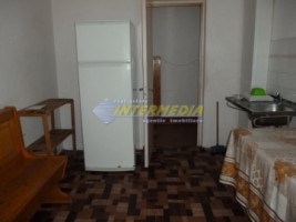 apartament-4-camere-decomandat-cetate-alba-iulia-2