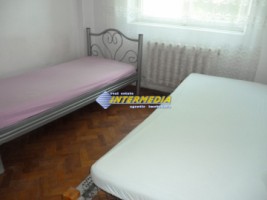 apartament-4-camere-decomandat-cetate-alba-iulia-8