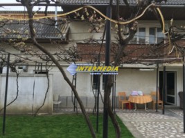 casa-9-camere-si-teren-2500-mp-de-vanzare-zona-santimbru-19