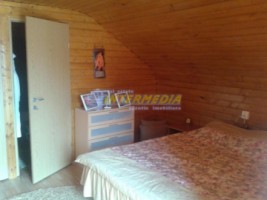 casa-mica-si-cocheta-pe-de-vanzare-in-alba-iulia-zona-centru-ideala-spatiu-birou-16