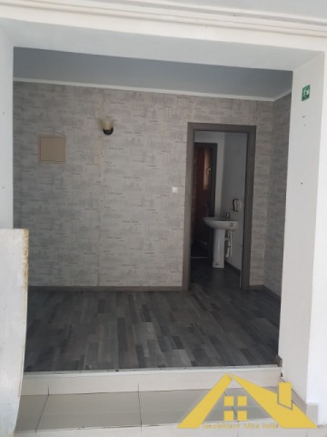 spatiu-comercial-cetate-zona-buna-2