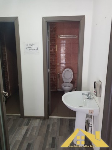 spatiu-comercial-cetate-zona-buna-3