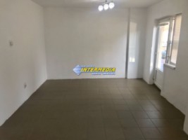 spatiu-comercial-35-mp-de-vanzare-alba-zona-cetate-ultracentral