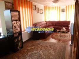 apartament-de-inchiriat-la-casa-centru-alba-iulia-1