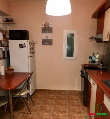 apartament-2-camere-decomandat-situat-in-zona-calea-poplacii