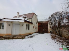 casa-de-vanzare-in-selimbar-cu-teren-2020-mp-deschidere-2-drumuri-asfaltate