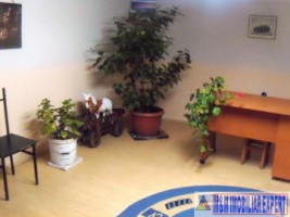 vandut-spatiu-birou-20-mp-campulung-3