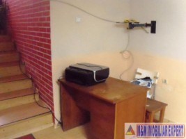 vandut-spatiu-birou-20-mp-campulung-6