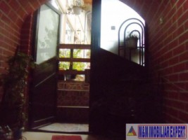 vandut-spatiu-birou-20-mp-campulung-10