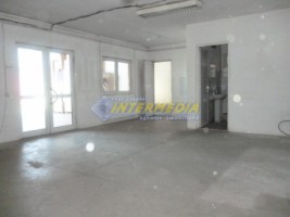 spatiu-comercial-de-inchiriat-in-centru-2