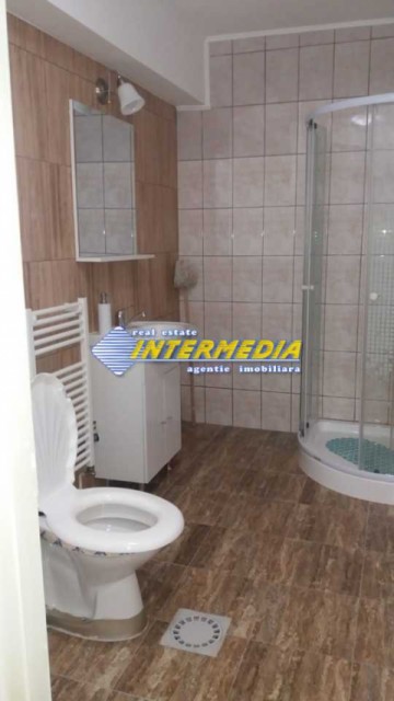 spatiu-comercial-de-inchiriat-70-mp-alba-iulia-zona-cetate-goldis-9