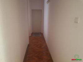 apartament-3-camere-in-zona-ultracentrala-4