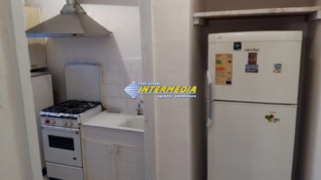 garsoniera-de-inchiriat-in-cetate-180-euro-3