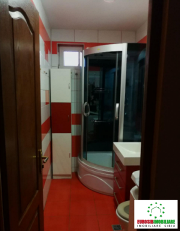 apartament-cu-3-camere-decomandate-de-vanzare-in-zona-terezian-4