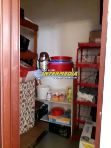 spatiu-comercial-de-vanzare-in-cetate-8