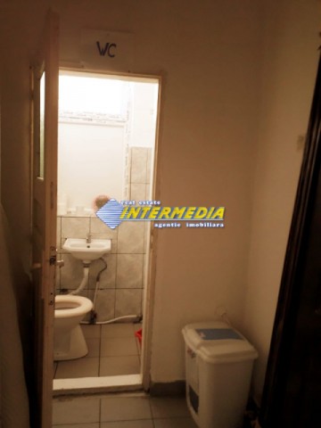 spatiu-comercial-de-vanzare-in-cetate-10
