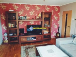 apartament-3-camere-de-vanzare-cetate-piata-12