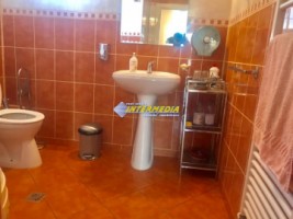 cladire-de-birouri-pretabila-pensiune-zona-cetatii-carolina-13
