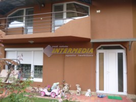 casa-de-vanzare-4-camere-alba-iulia-85000-euro-1