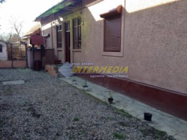casa-7-camere-de-vanzare-centru-alba-iulia-2