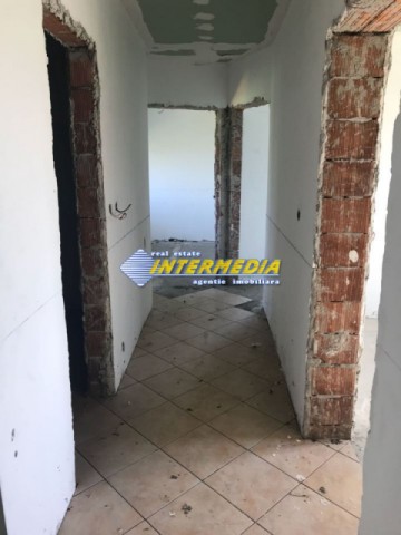 casa-noua-de-vanzare-in-alba-iulia-4-camere-46000-euro