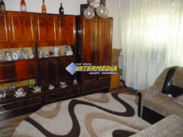 apartament-4-camere-decomandat-de-vanzare-alba-iulia-1